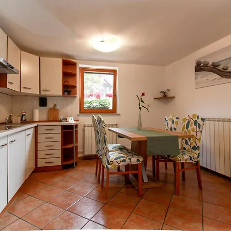 Apartmán Apartma Dvor Milena *