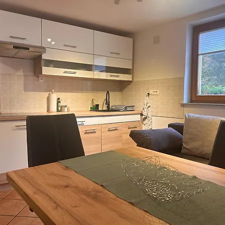 Apartma Dvor Milena アパート *