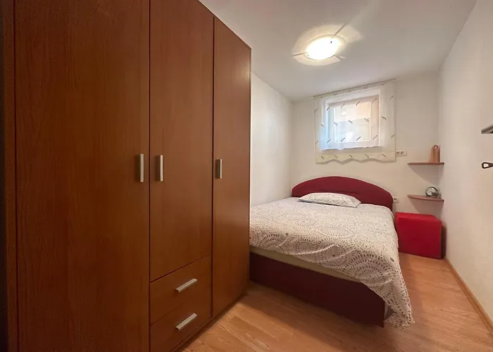 Apartma Dvor Milena
